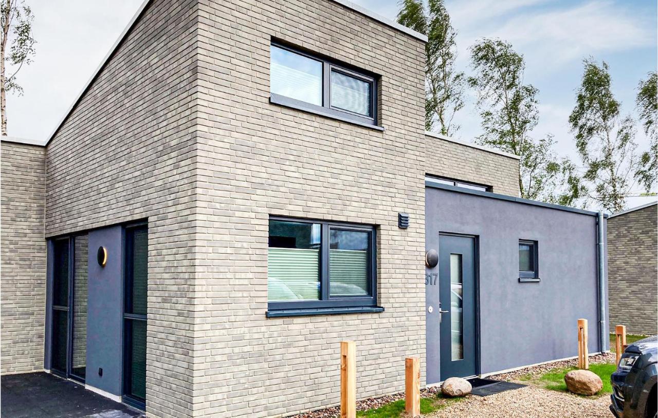 Stunning Home In Lembruch-Duemmer See With Sauna Екстериор снимка
